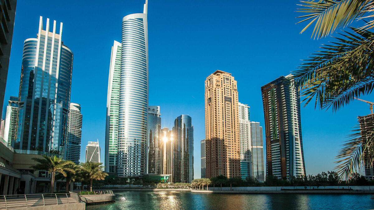 Путеводитель по району Jumeirah Lakes Towers (JLT) в Дубае