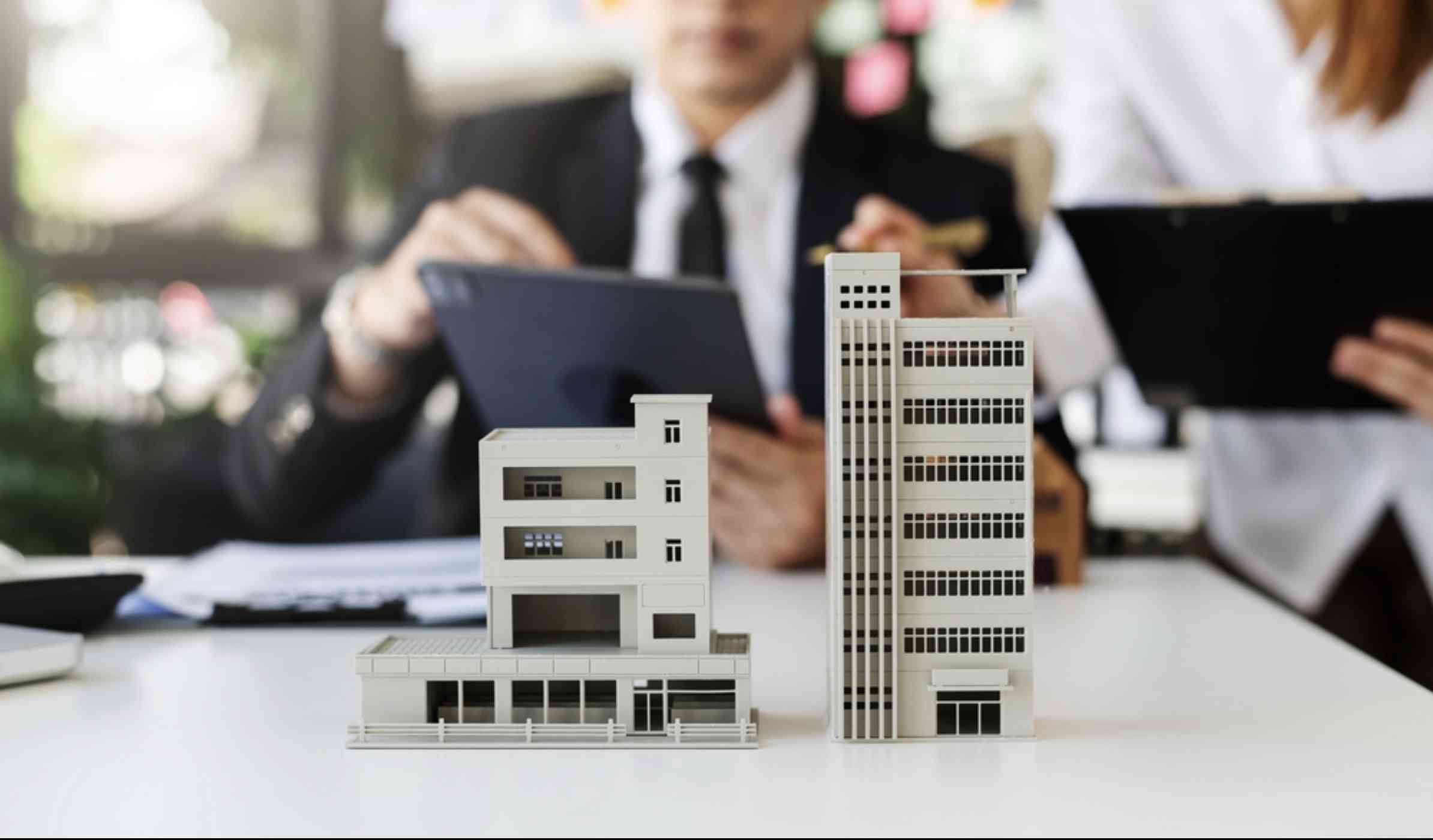 Profession of a real estate broker in Dubai