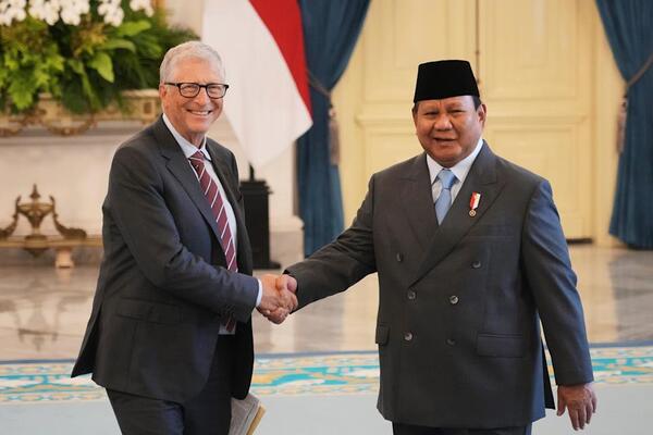 Bill Gates in Indonesia