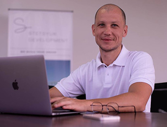 Vitaliy Makarov