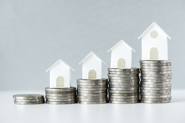 Analysis of real estate price dynamics in Chile